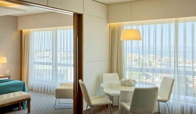 اپیک سانا لیسبا هتل