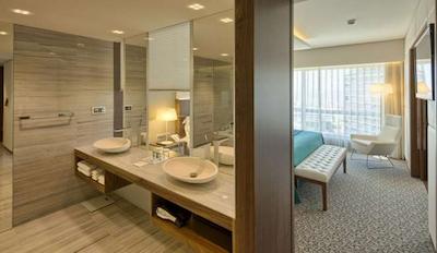 اپیک سانا لیسبا هتل