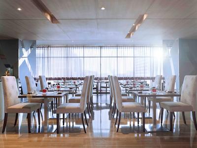 نوتل جاکارتا گاجاه مادا