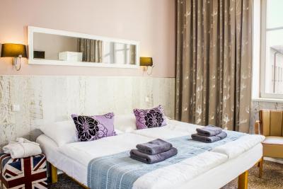 ریال کورت اپارتمنتز