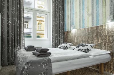 ریال کورت اپارتمنتز