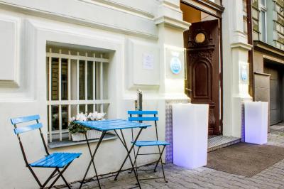 ریال کورت اپارتمنتز