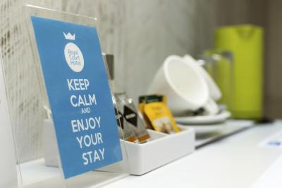 ریال کورت اپارتمنتز