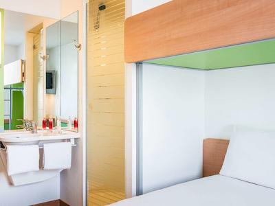 ایبیز بوجت چاتیلن پاریز اوست