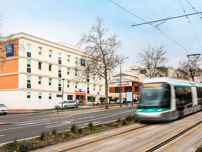 ایبیز بوجت چاتیلن پاریز اوست