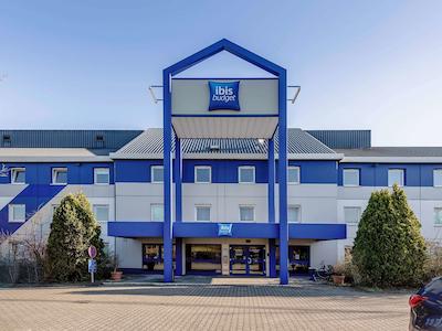 ایبیز بوجت دوسلدرف آیرپرت