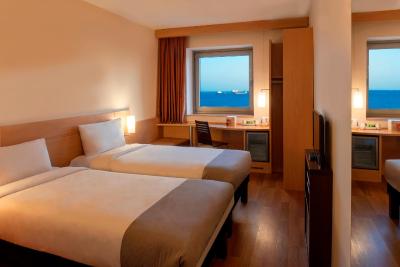 آیبیس استانبول زیتون بورنو