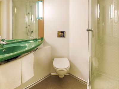 آیبیس استانبول زیتون بورنو