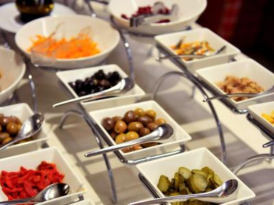 آیبیس استانبول زیتون بورنو