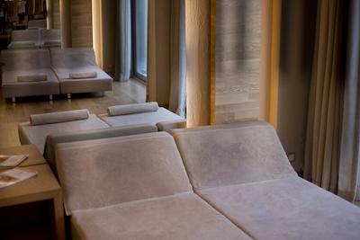 توی سنسیمار اندیز بای باروت هتلز