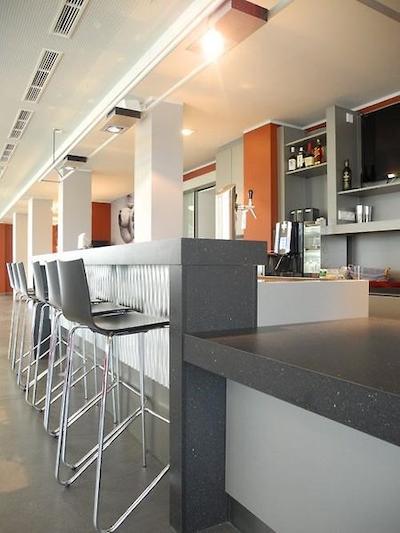 هتل اسپرتفروم رستک