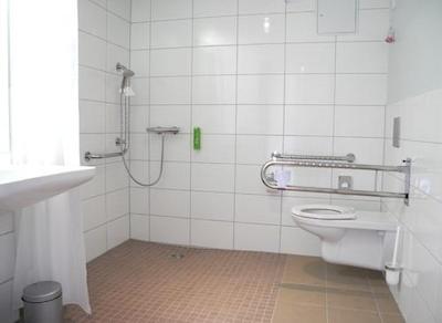 هتل اسپرتفروم رستک