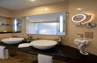 د بما نیربی