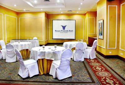 منارا پنینسولا