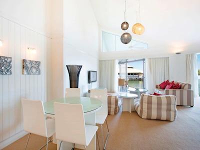 نوتل توین واترز