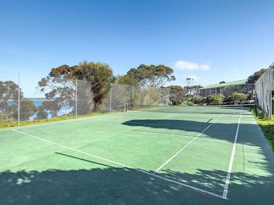 مرکور کانگارو ایسلاند لج