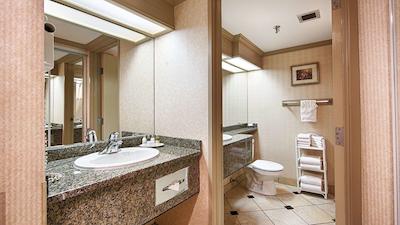 بست وسترن پلاس پرت اُکال هتل