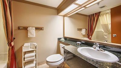 بست وسترن پلاس پرت اُکال هتل