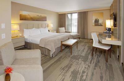 اساوریج این اند کنفرنس سنتر جاسپر