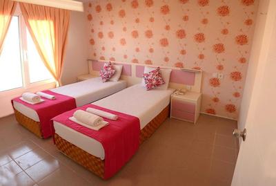 باریش سوئیت هتل