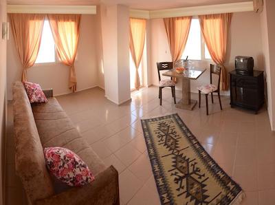 باریش سوئیت هتل