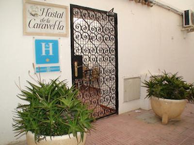 هستال د لا کاراول-لا ایی