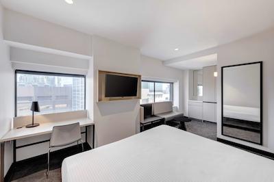 تراولج هتل اسیدنی وینیارد