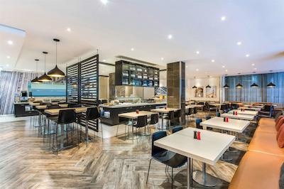 تراولج هتل اسیدنی وینیارد