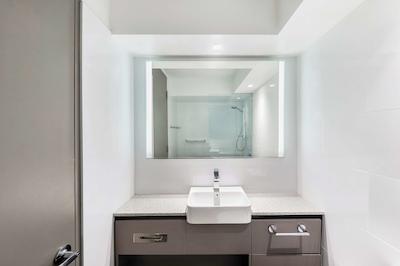 تراولج هتل اسیدنی وینیارد