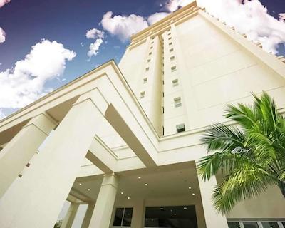 هتل کوالیتی ریو بارا دا تیجوکا