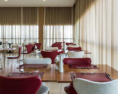 هتل کوالیتی ریو بارا دا تیجوکا