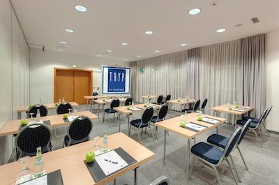 تریپ درتموند هتل