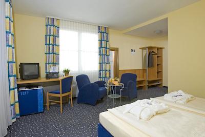 تریپ درتموند هتل