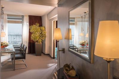 درینت ان در کنگرسهال اوگسبورگ