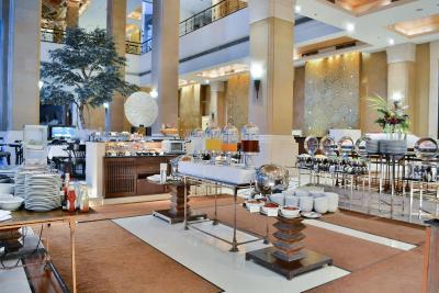 د راما گاردنز