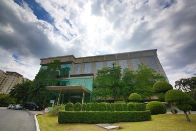 د راما گاردنز