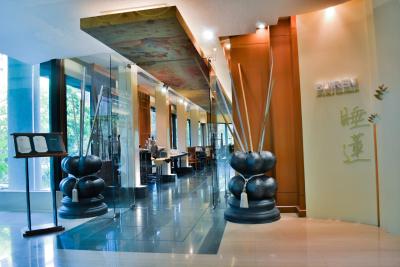 د راما گاردنز