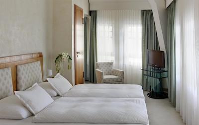 استیجنبرجر اسپلاناد