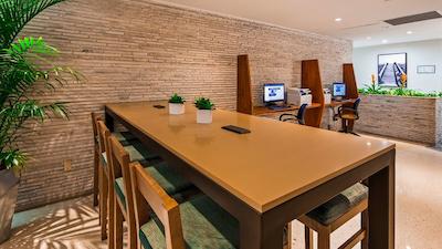 بست وسترن پلاس اتلانتیک بیچ ریزرت