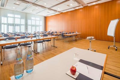 بست وسترن پلاس هتل ام سهلسبرگ