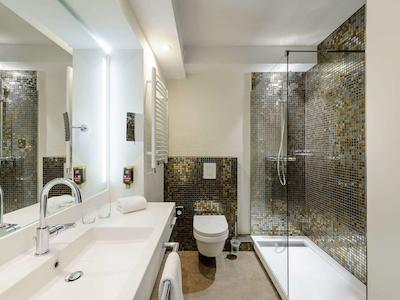 ایبیز استیلز رجنسبورگ