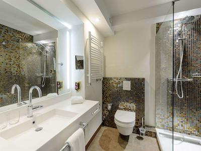 ایبیز استیلز رجنسبورگ