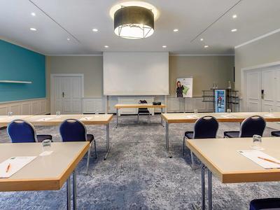 ایبیز استیلز رجنسبورگ