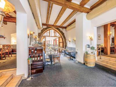 مرکور هتل ارفورت آلتستادت