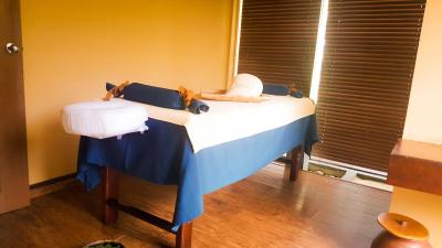 هولهول آیلند هتل