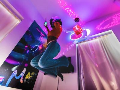 ایبیز استیلز لاوسان سنتر مادهوس