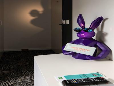 ایبیز استیلز لاوسان سنتر مادهوس