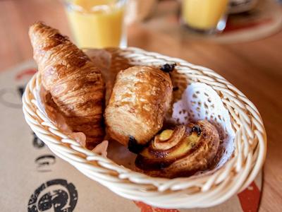 ایبیز استیلز لاوسان سنتر مادهوس