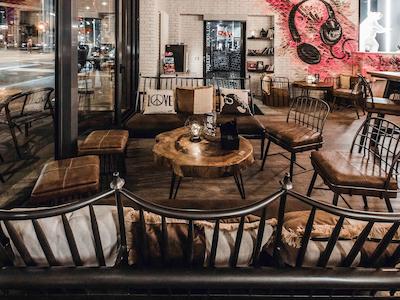 ایبیز استیلز لاوسان سنتر مادهوس