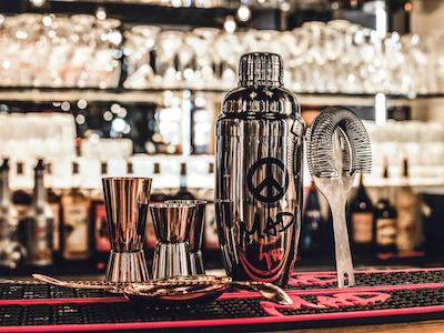 ایبیز استیلز لاوسان سنتر مادهوس